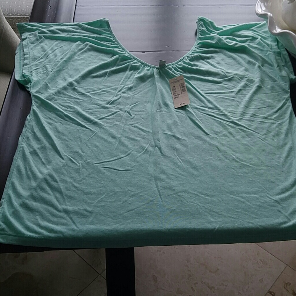 Small, lime green American eagle shirt